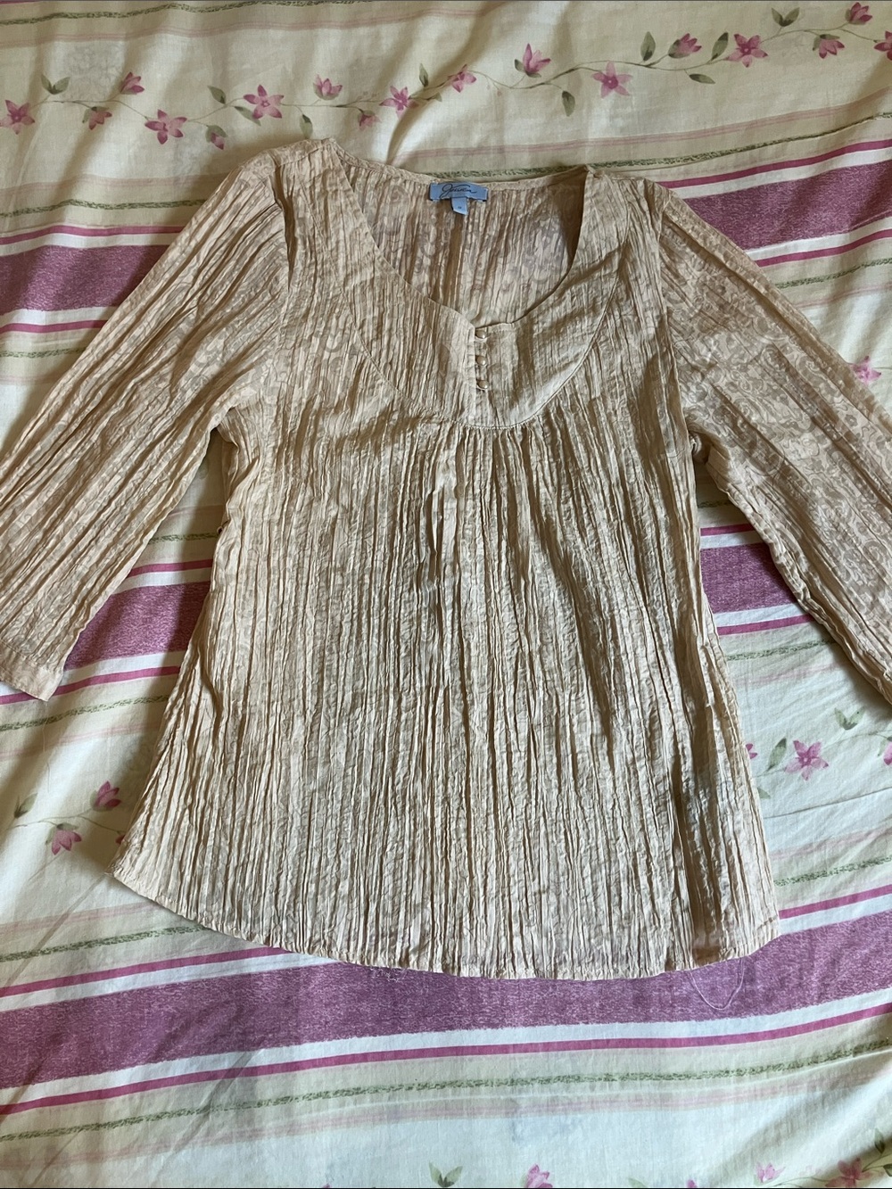 medieval y2k swirly light top